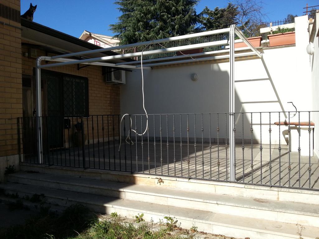 Casa Livia Metro C Bolognetta Apartment โรม ภายนอก รูปภาพ
